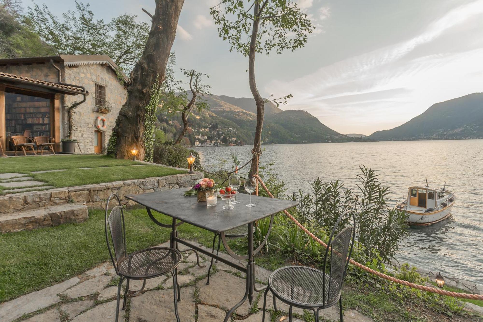 The Writer'S Nest Waterfront Villa By Rent All Como Faggeto Lario Exterior foto